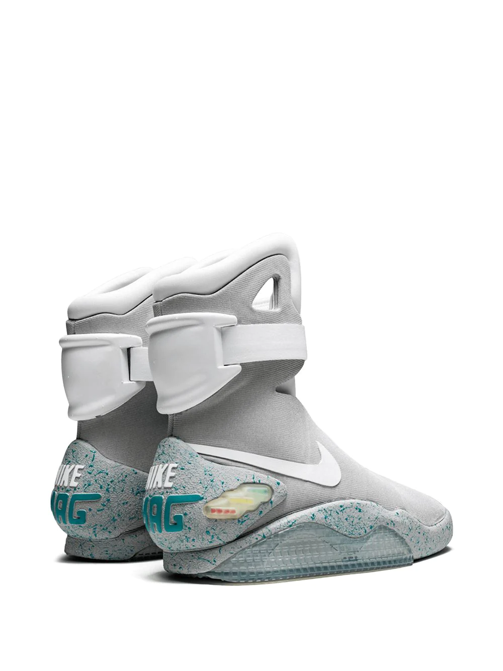 High-quality replica sneakers featuring the Nike Air Mag design, showcasing a futuristic style with unique glowing accents and a sleek silhouette, perfect for sneaker enthusiasts.