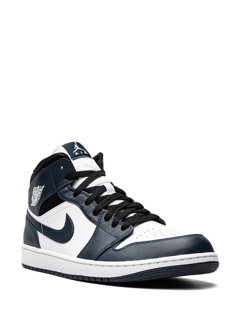 Alt Text: "High-quality replica sneakers featuring the Nike Jordan 1 Mid design, showcasing a stylish blend of classic black and white colors, perfect for sneaker enthusiasts."