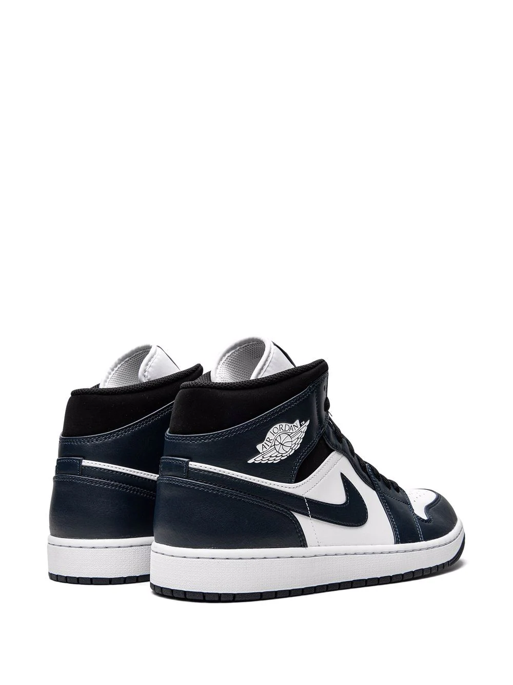 High-quality replica Nike Jordan 1 Mid sneakers featuring a classic design with premium materials, perfect for sneaker enthusiasts looking for stylish and affordable shoes.