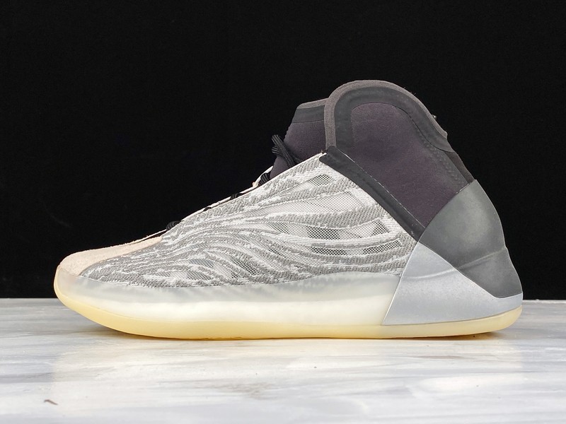 Adidas YZY QNTM Yeezy Quantum Q46473 high-quality replica sneakers featuring a sleek design with a black, grey, and white color palette, ideal for sneaker enthusiasts looking for stylish alternatives.