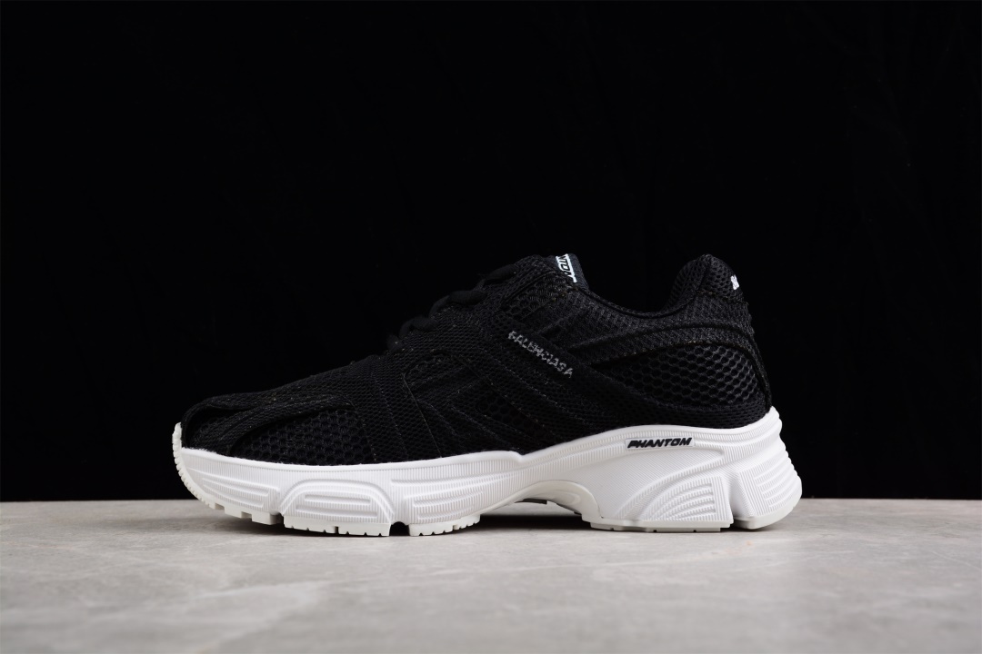 Balenciaga Phantom Black White Sneaker replica sneakers featuring a sleek black and white design, perfect for style enthusiasts seeking high-quality alternatives.