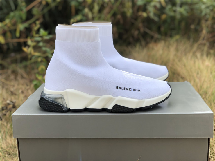 Balenciaga Speed Clear Sole White Sneaker replica sneakers featuring a sleek design, lightweight construction, and transparent sole for a stylish urban look.