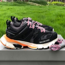 Replica Balenciaga Track Black White Orange Sneaker, high-quality replica sneakers featuring a stylish color combination and detailed craftsmanship.