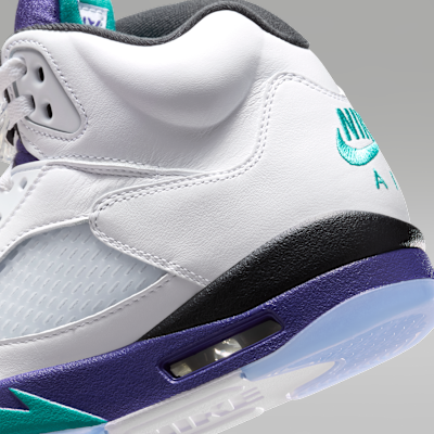 High-quality replica sneakers featuring the Air Jordan 5 Retro OG 7 design, showcasing signature colors, sleek silhouette, and detailed craftsmanship.
