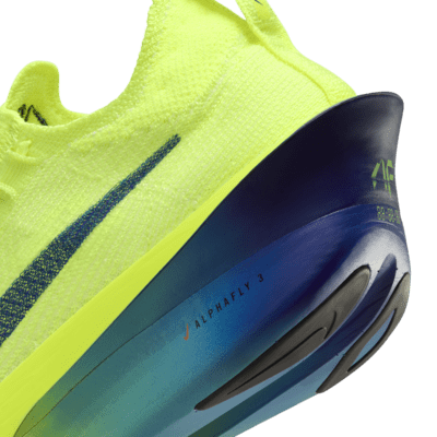 Air Zoom Alphafly Next 3 5 high-quality replica sneakers showcasing a sleek design, advanced cushioning technology, and vibrant colorway, perfect for running enthusiasts and sneaker collectors.