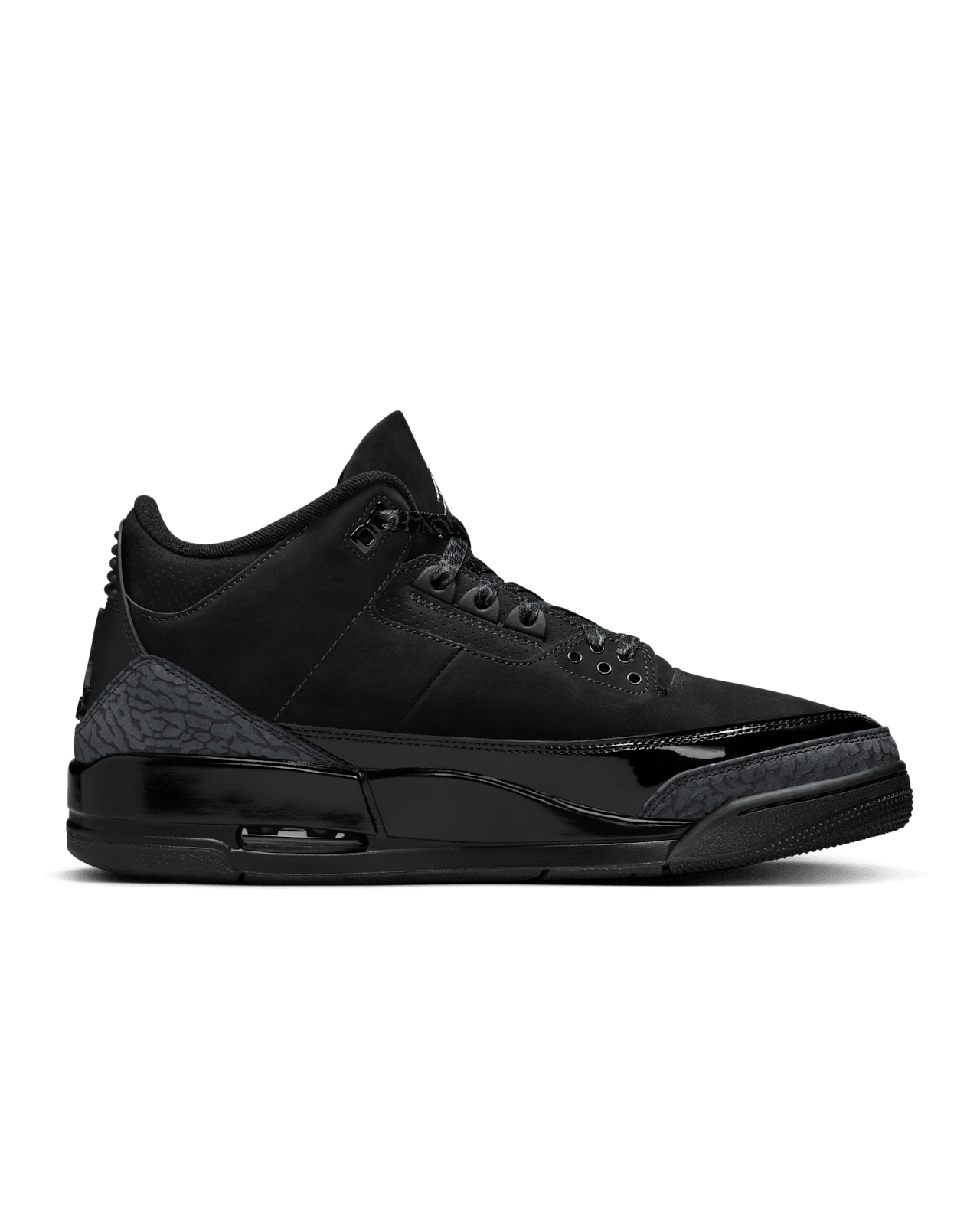 High-quality replica sneakers featuring the Air Jordan 3 Black Cat design, showcasing a sleek black silhouette with premium materials and attention to detail.